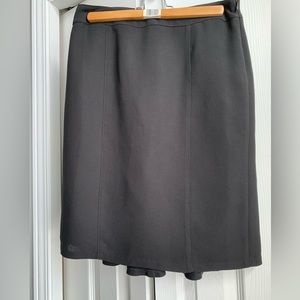 Sz 8 Ann Taylor classic black skirt